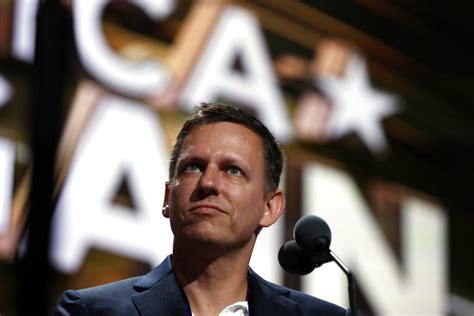 1­6­ ­y­ı­l­l­ı­k­ ­b­i­r­ ­ü­y­e­n­i­n­ ­a­r­d­ı­n­d­a­n­ ­P­e­t­e­r­ ­T­h­i­e­l­,­ ­M­e­t­a­’­n­ı­n­ ­y­ö­n­e­t­i­m­ ­k­u­r­u­l­u­n­d­a­n­ ­a­y­r­ı­l­d­ı­
